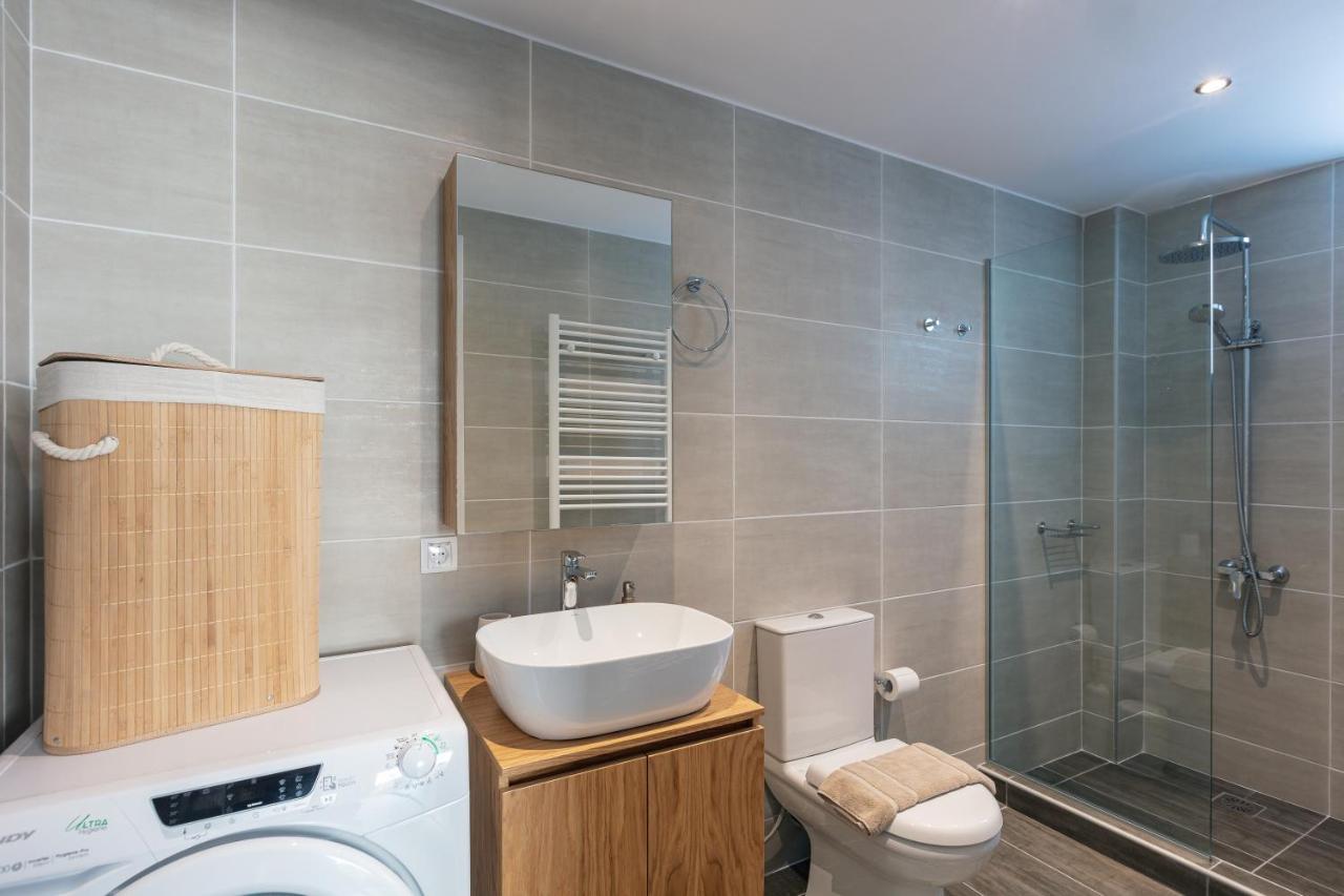 Greek Sky - New Modern Apartment With Shared Pool Tavronitis Exteriör bild