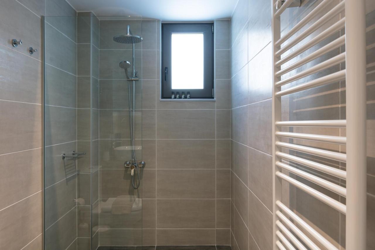Greek Sky - New Modern Apartment With Shared Pool Tavronitis Exteriör bild